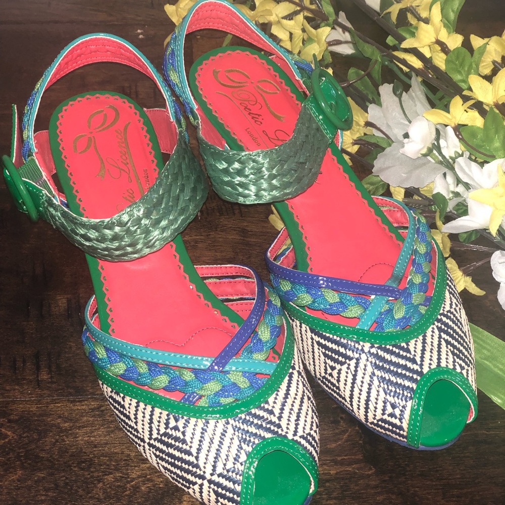 Poetic License Green Blue Peep Toe Wedges Sz 7